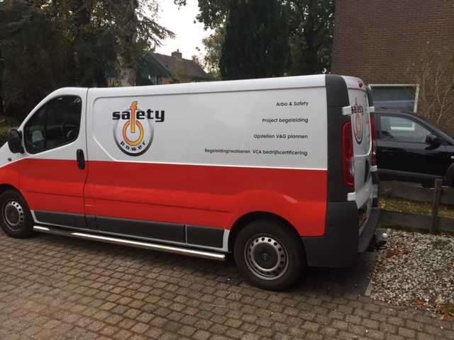 Bedrijfswagen van sponsor Safety Power
